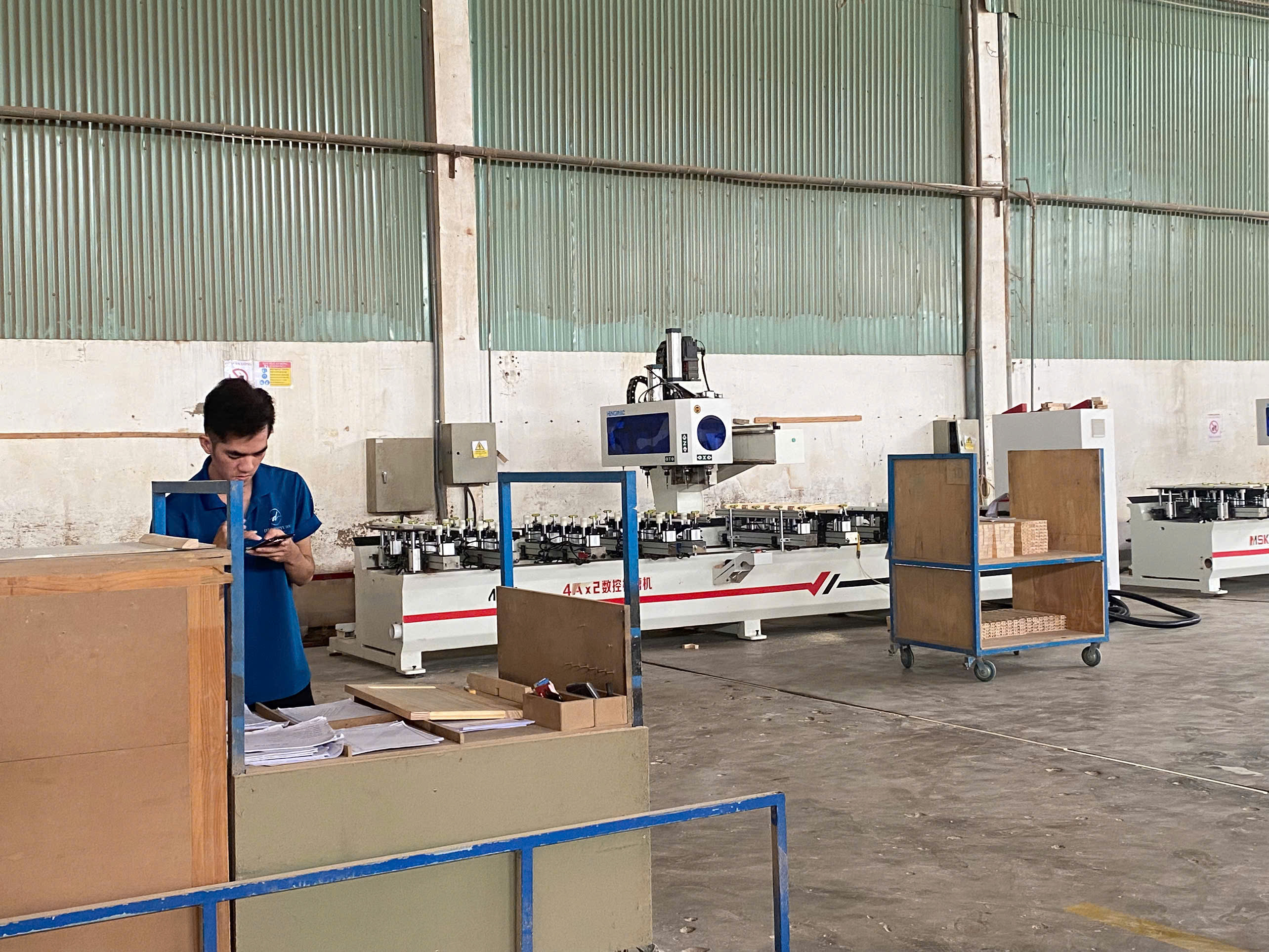 Through-feed Boring Machine.jpg